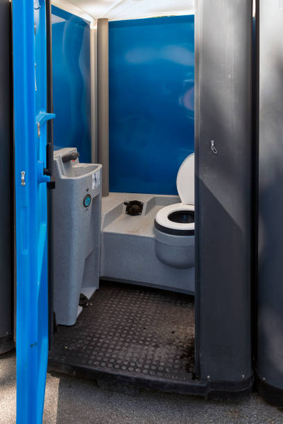 Best Sanitation services for porta potties  in Wellsville, MO
