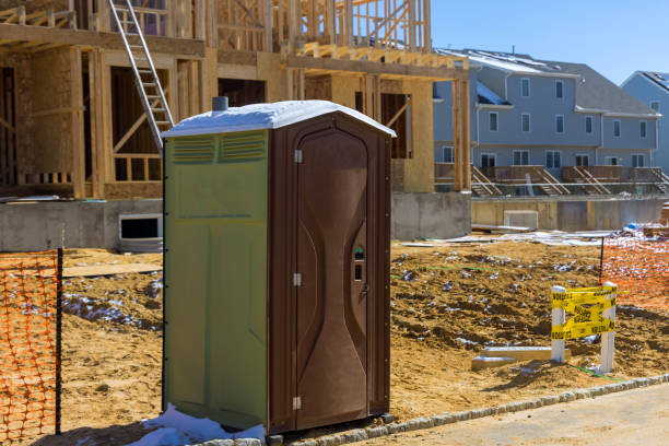Portable Toilet Options We Offer in Wellsville, MO